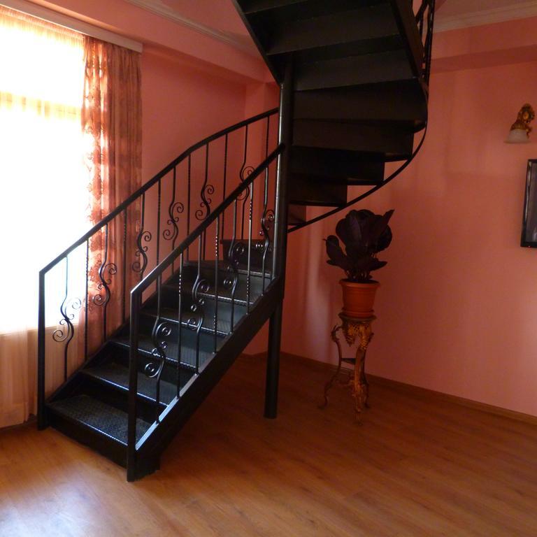Anano Apartment On Botanikuri Tiflis Habitación foto