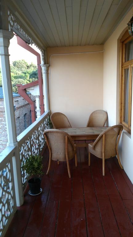 Anano Apartment On Botanikuri Tiflis Habitación foto