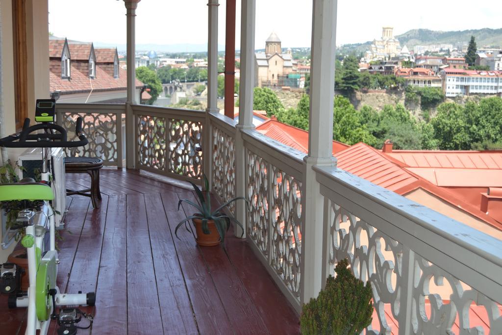 Anano Apartment On Botanikuri Tiflis Exterior foto