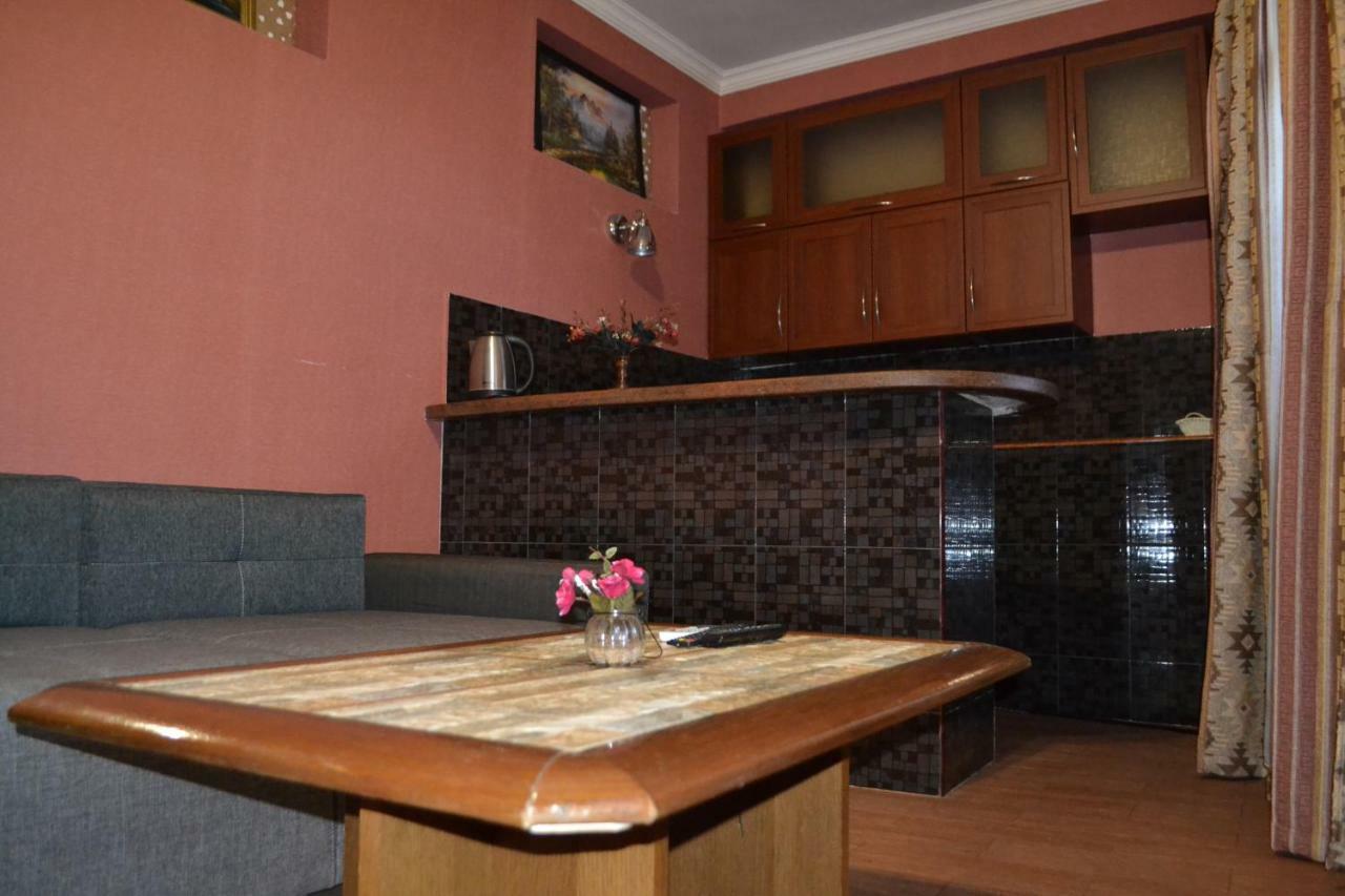 Anano Apartment On Botanikuri Tiflis Exterior foto